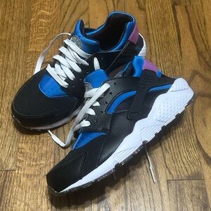 Nike Huarache Run Sneakers